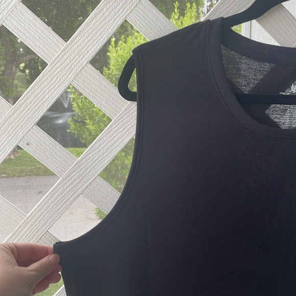 NWOT DisneyParks Minnie Mouse Sleeveless Cosplay Tunic - Picture 4 of 7